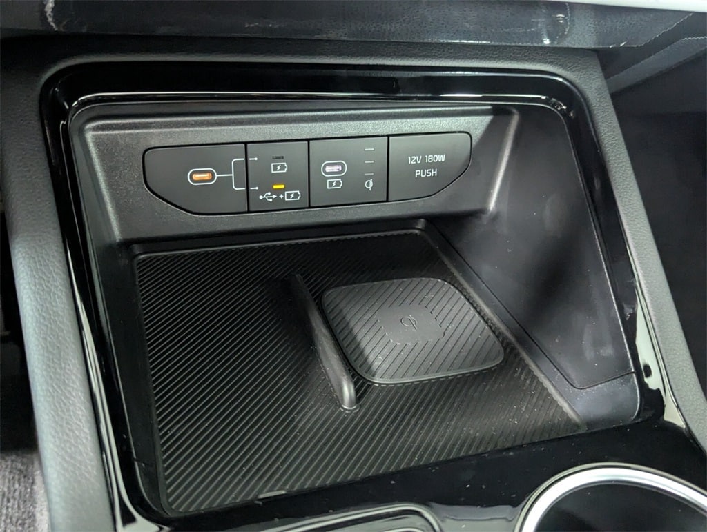 2026 Kia K5 GT-Line photo 22