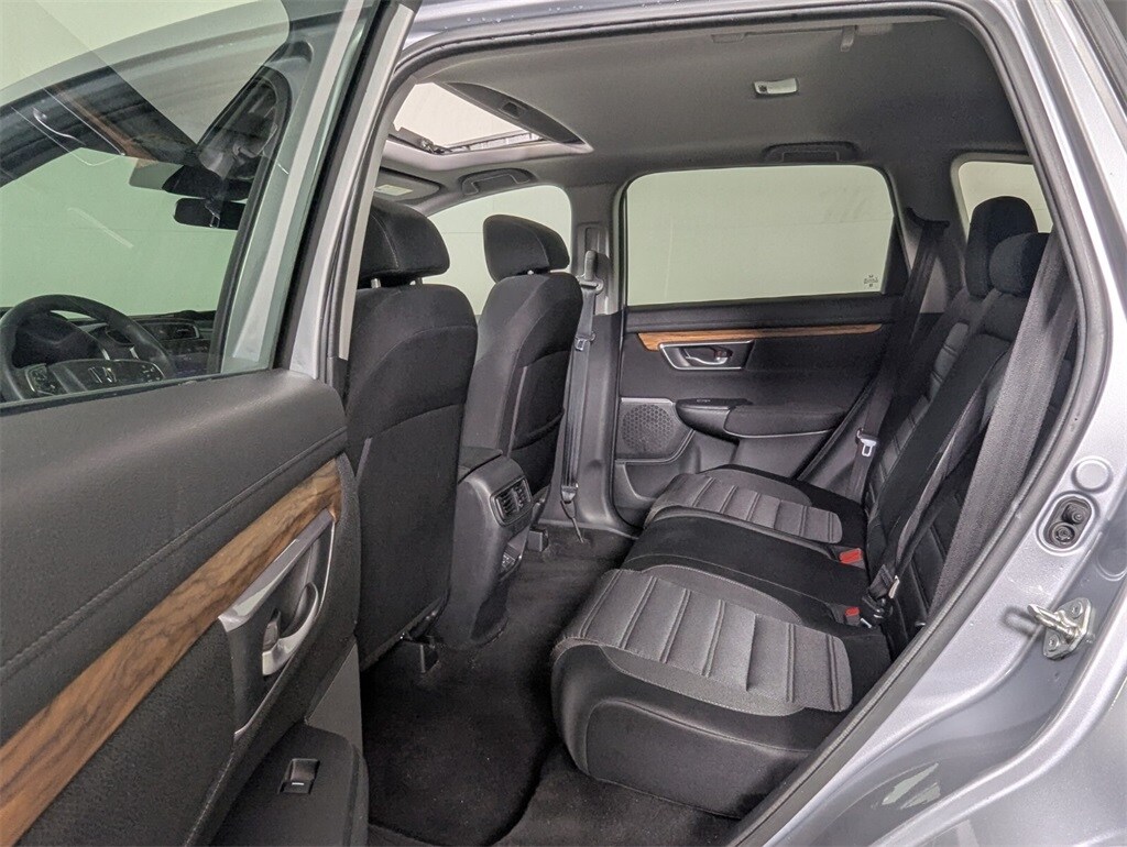 2017 Honda CR-V EX photo 23