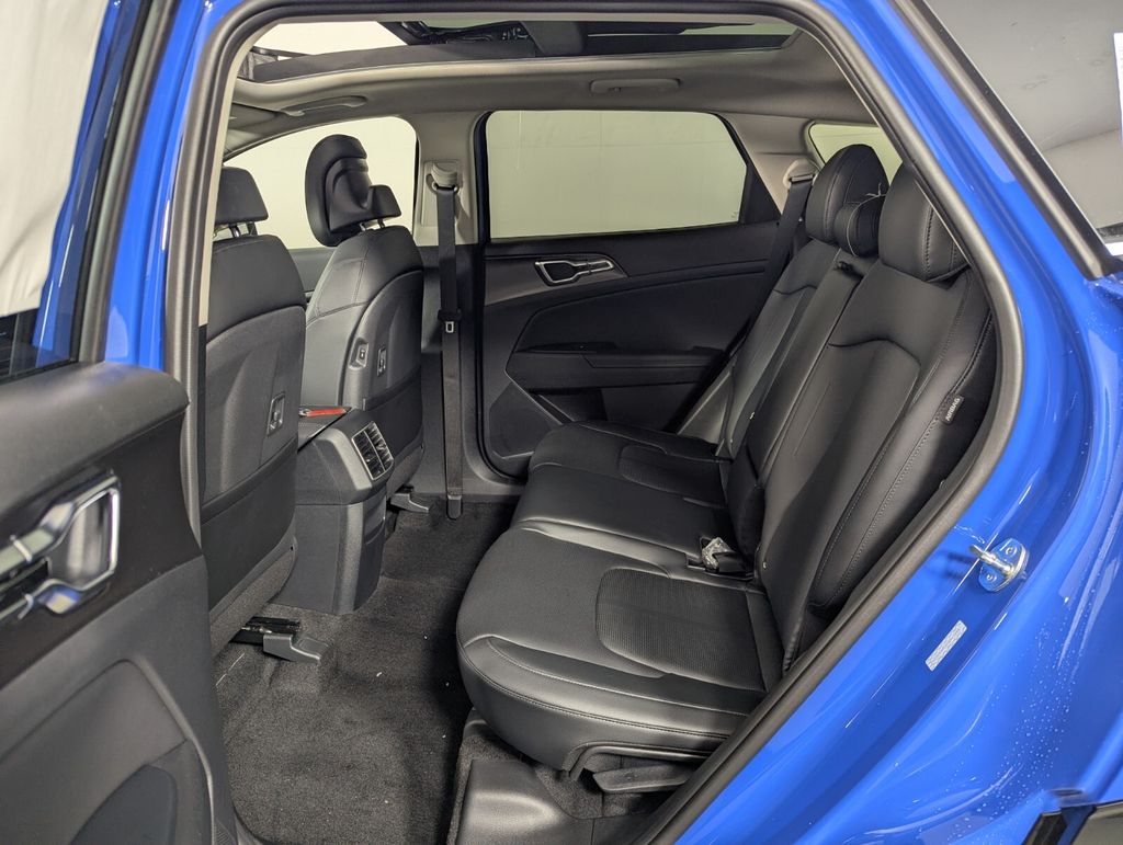 2026 Kia Sportage SX - Photo 27