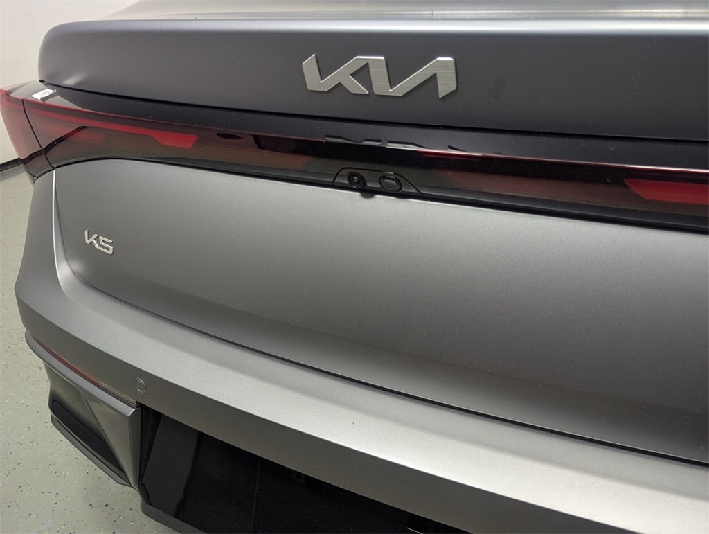 2026 Kia K5 GT-Line photo 8