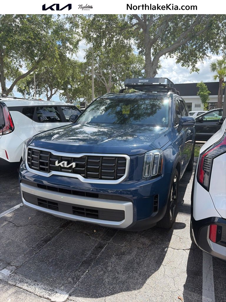 2024 Kia Telluride S FWD's photo