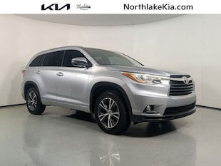 2016 Toyota Highlander XLE V6 SUV