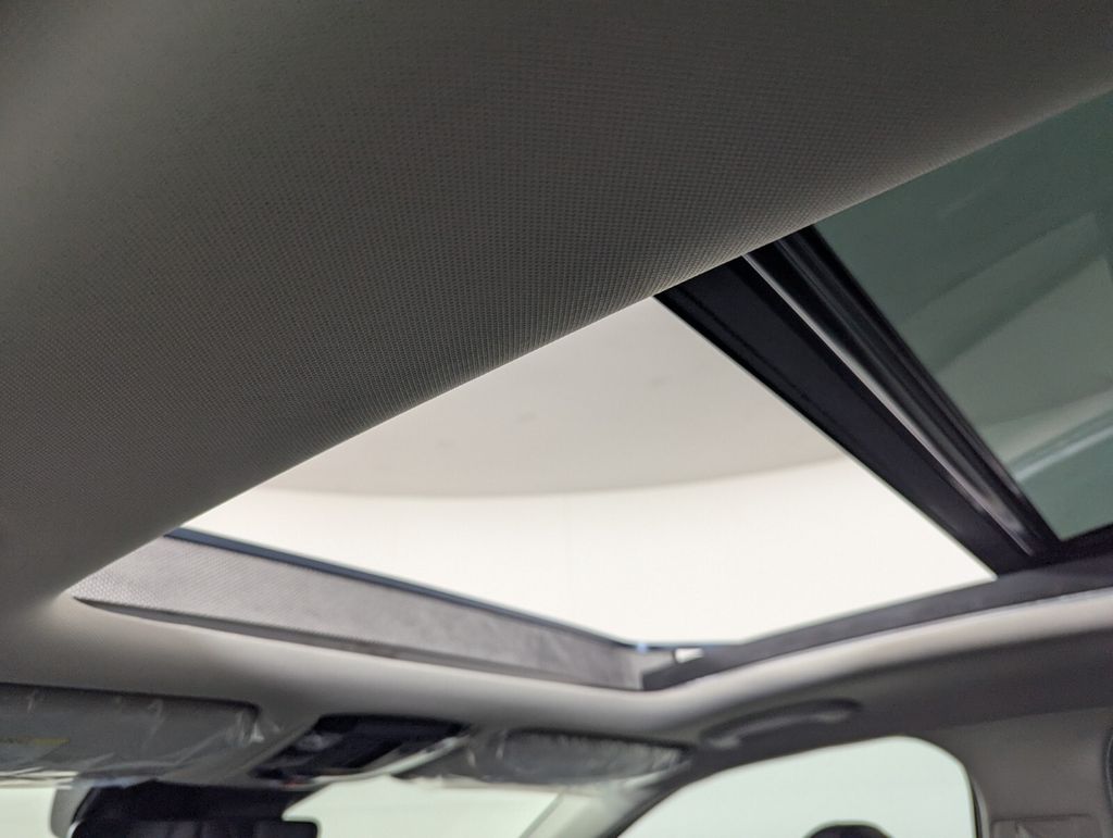 2026 Kia Sorento S - Photo 28
