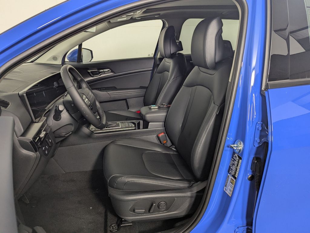 2026 Kia Sportage SX - Photo 12