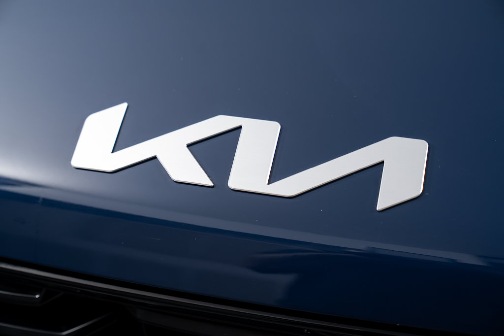 2026 Kia Sorento S - Photo 18