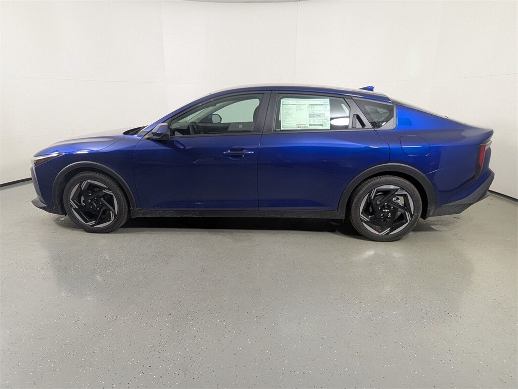 New 2025 Kia K4 EX Sedan