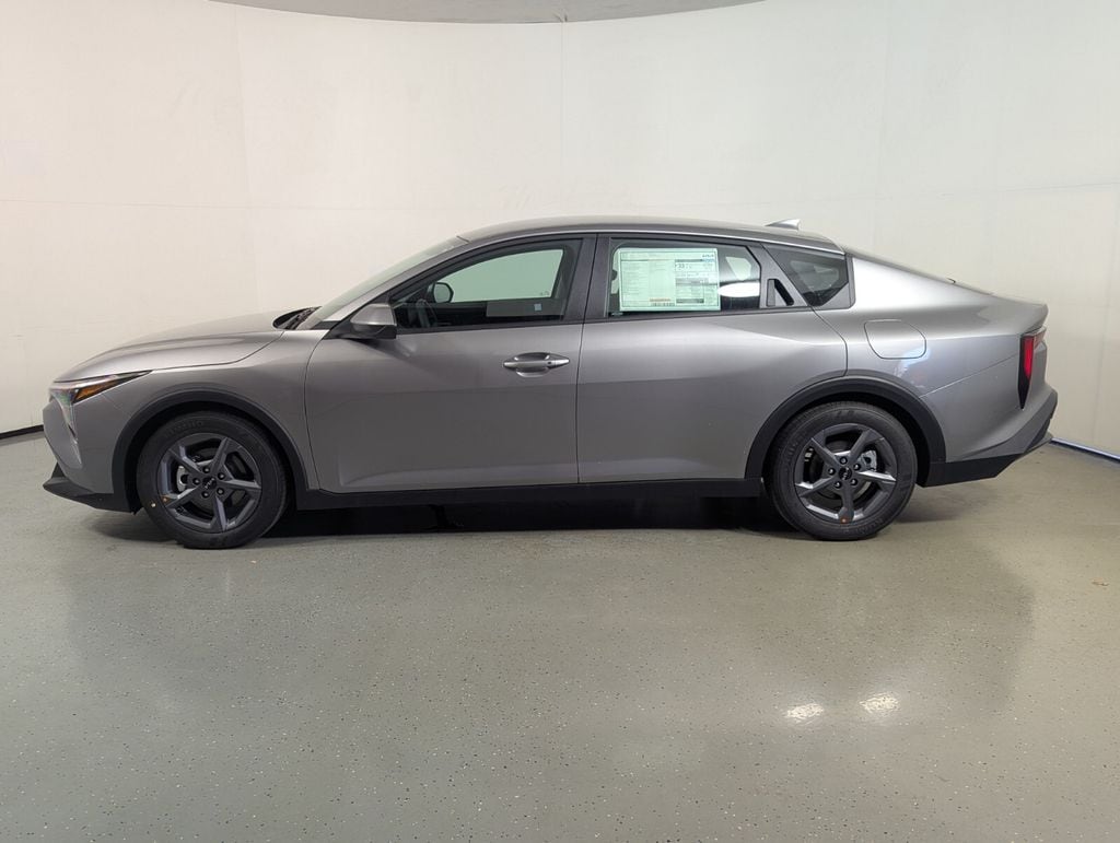 New 2026 Kia K4 LXS Sedan