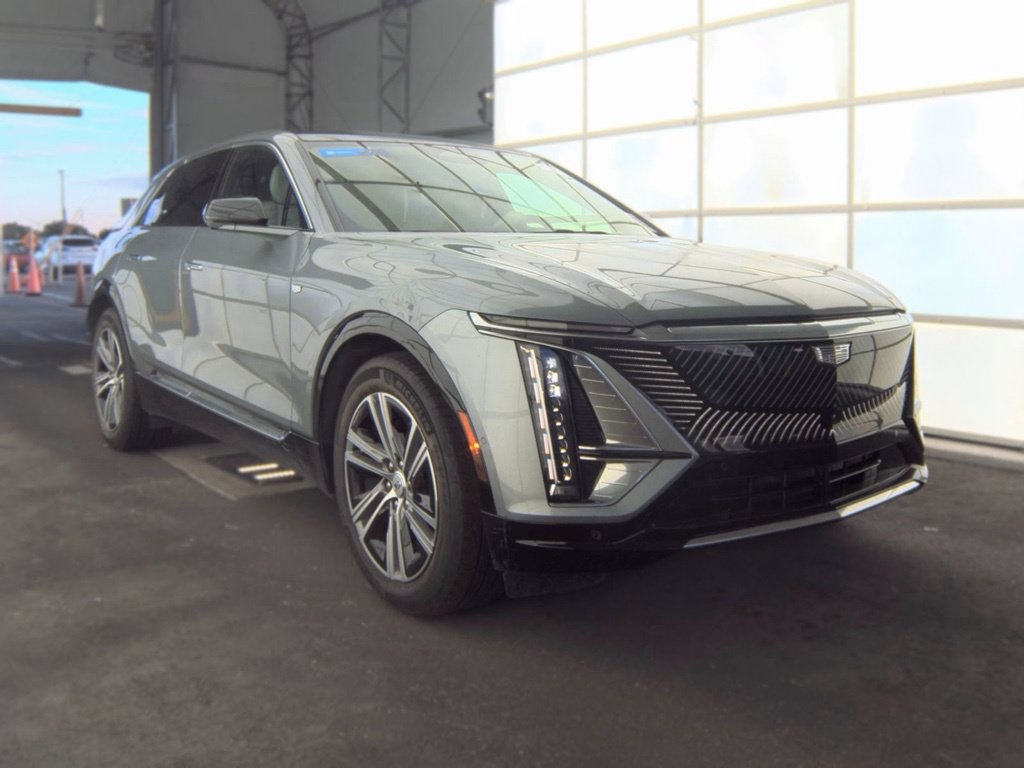 Used 2024 CADILLAC Lyriq Luxury SUV