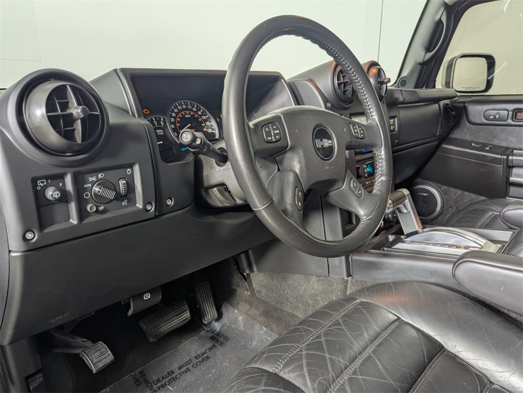 2005 Hummer H2 Base photo 8