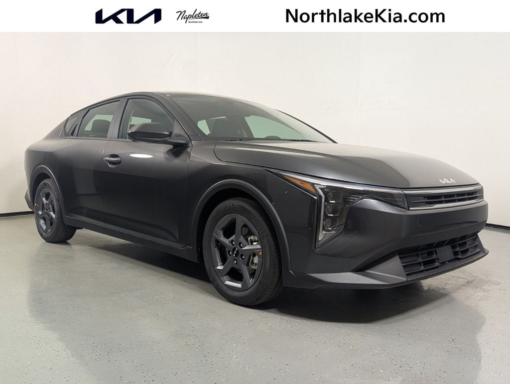 New 2026 Kia K4 LXS Sedan