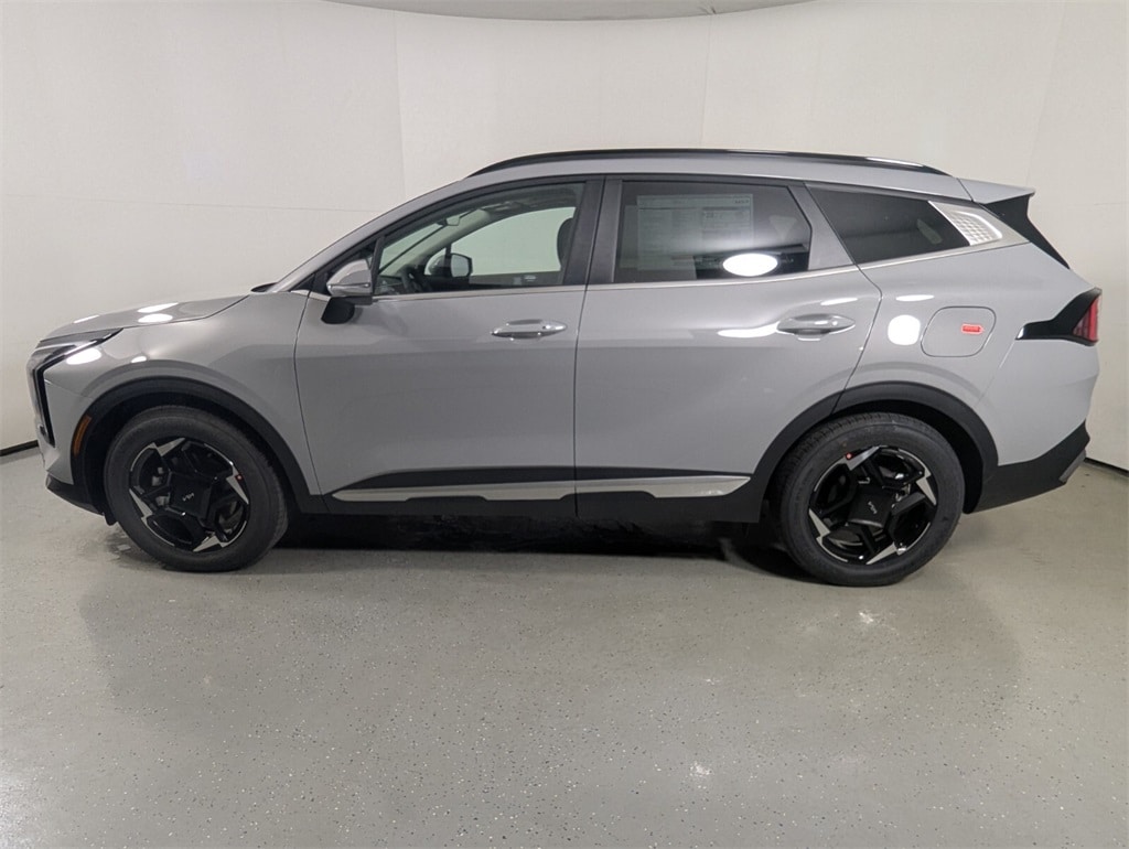 2026 Kia Sportage EX photo 4