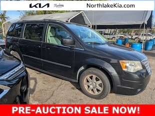 2009 Chrysler Town & Country Touring Minivan/Van