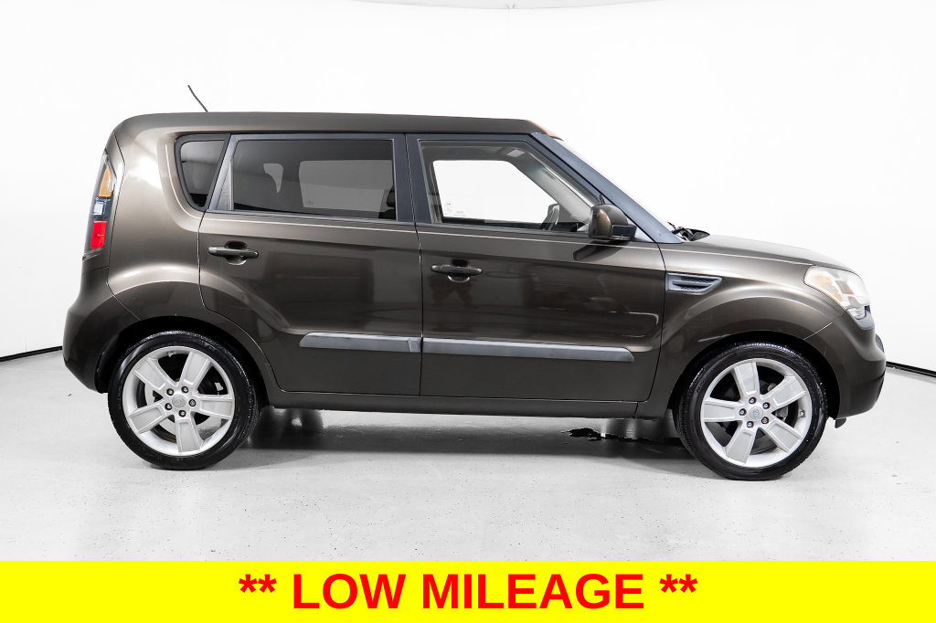 Used 2011 Kia Soul Exclaim Hatchback
