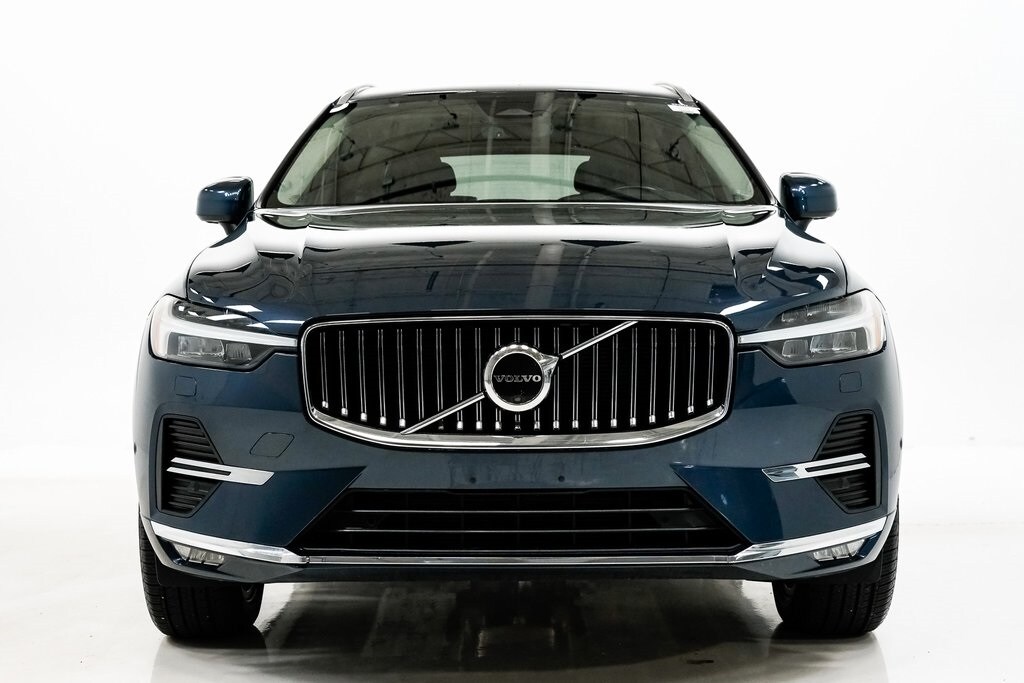 2022 Volvo XC60 B5 Inscription photo 4