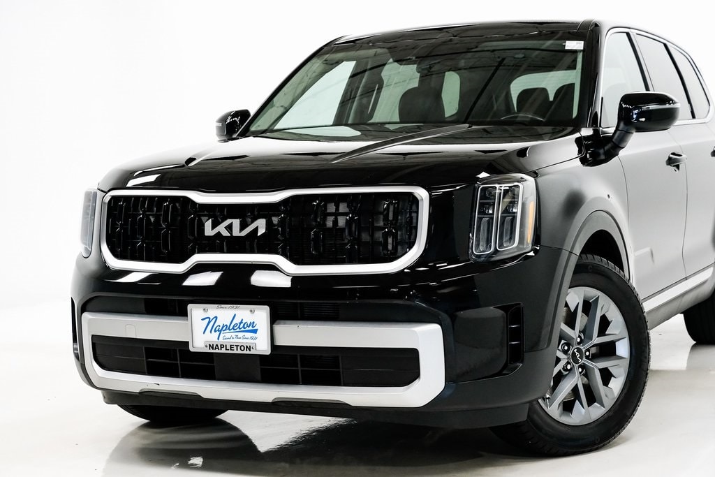Used 2023 Kia Telluride LX SUV