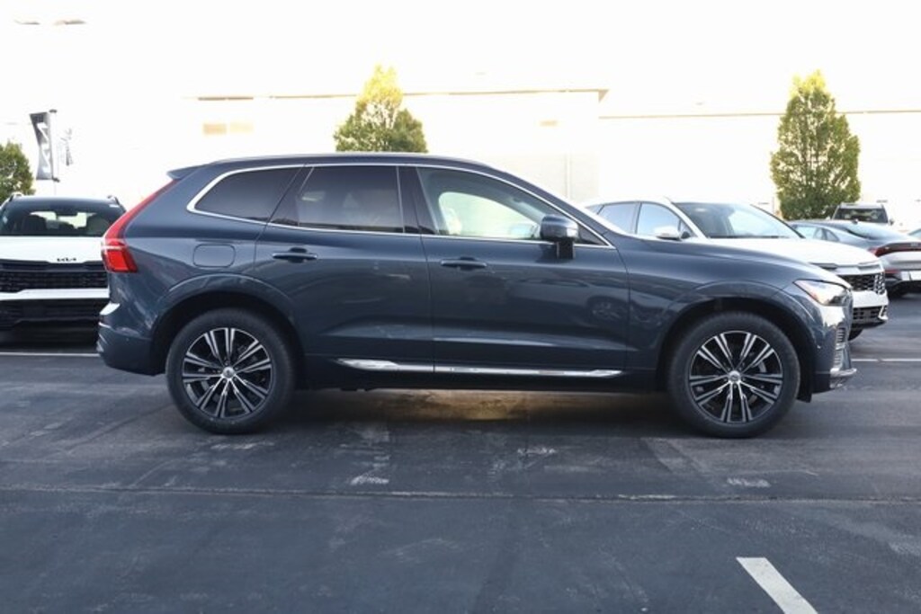 Used 2022 Volvo XC60 B5 Inscription SUV