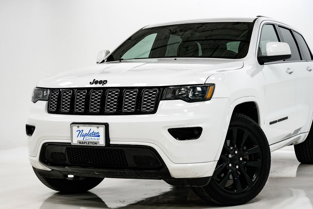 Used 2018 Jeep Grand Cherokee Altitude SUV