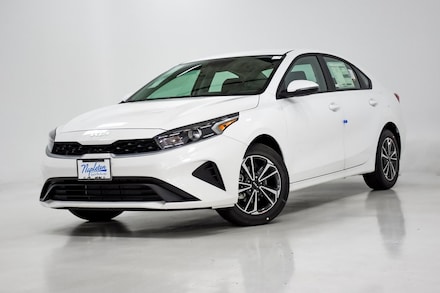 2023 Kia Forte LXS Sedan