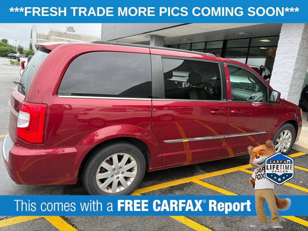 Used 2014 Chrysler Town & Country Touring Van