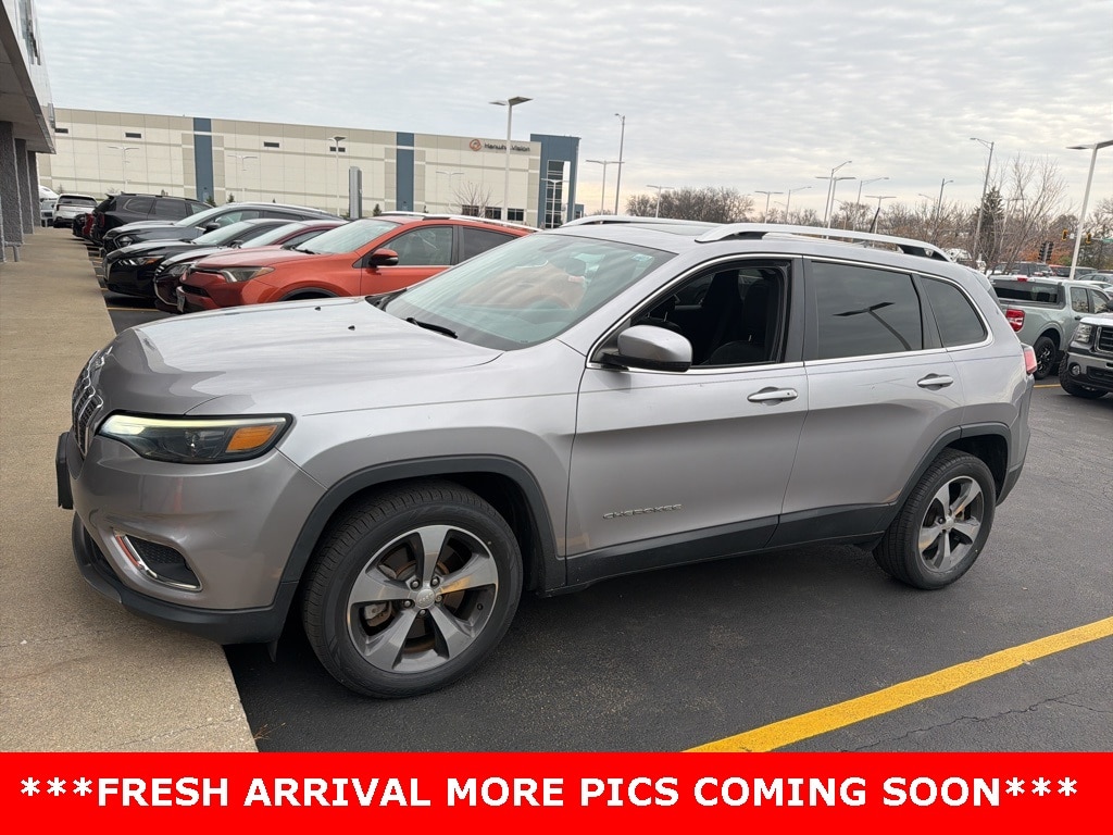 Used 2019 Jeep Cherokee Limited SUV