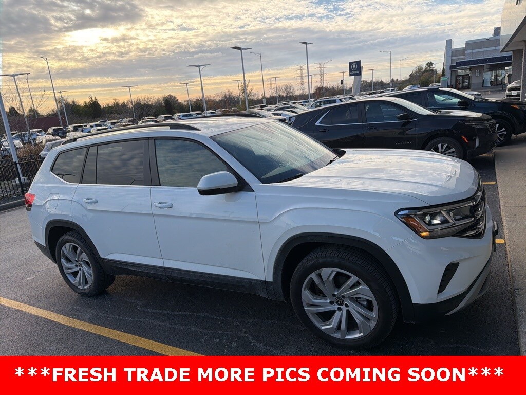 2023 Volkswagen Atlas V6 SE Technology photo 2