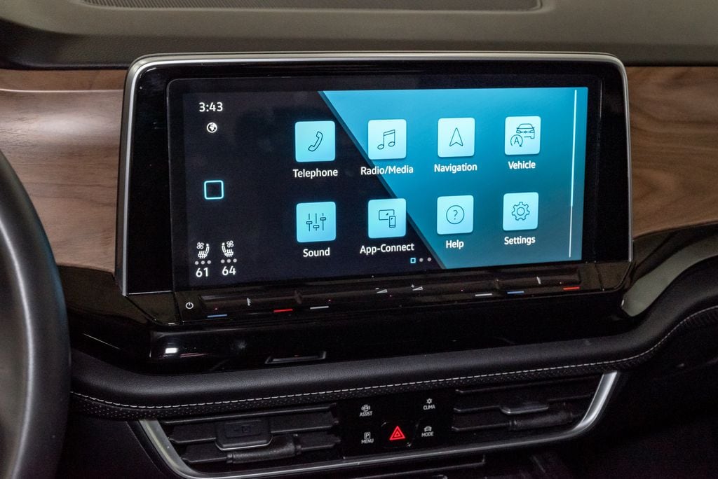 2024 Volkswagen Atlas SE w/Tech - Photo 19