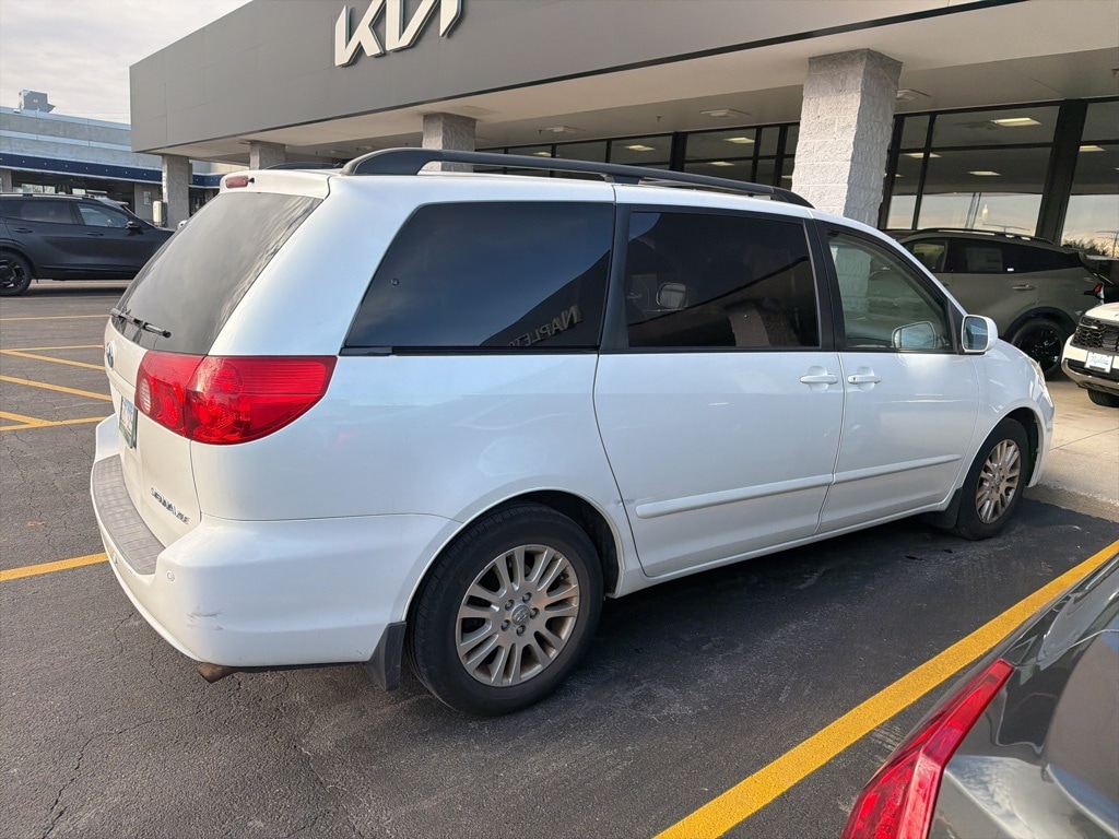 Used 2008 Toyota Sienna XLE Van
