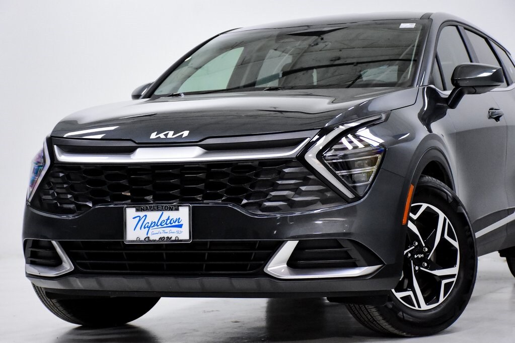 2024 Kia Sportage LX photo 2
