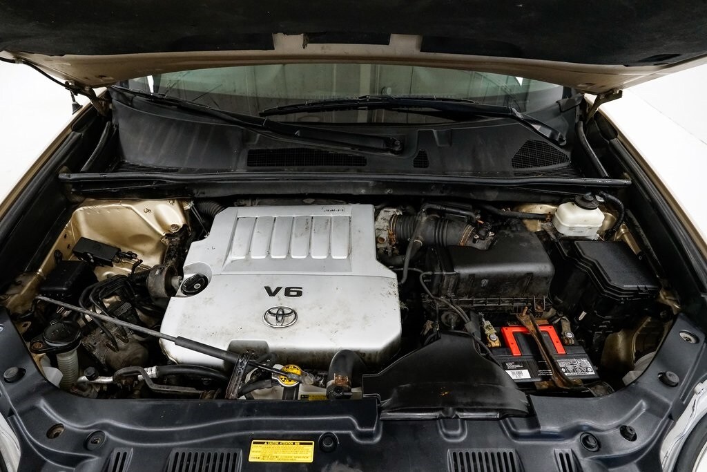 2010 Toyota Highlander Base photo 3