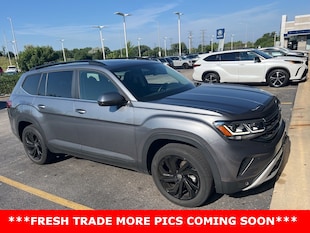 2022 Volkswagen Atlas 3.6L V6 SE w/Technology SUV