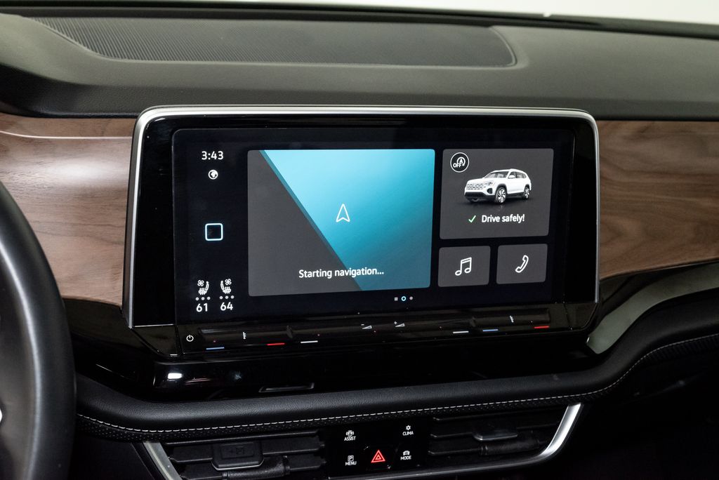 2024 Volkswagen Atlas SE w/Tech - Photo 16