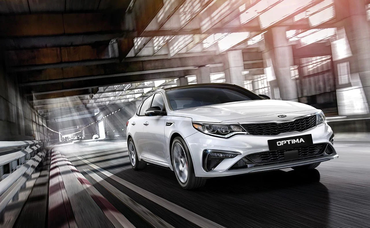 2018 Kia Optima Kia Optima Sedan Speeding down underpass