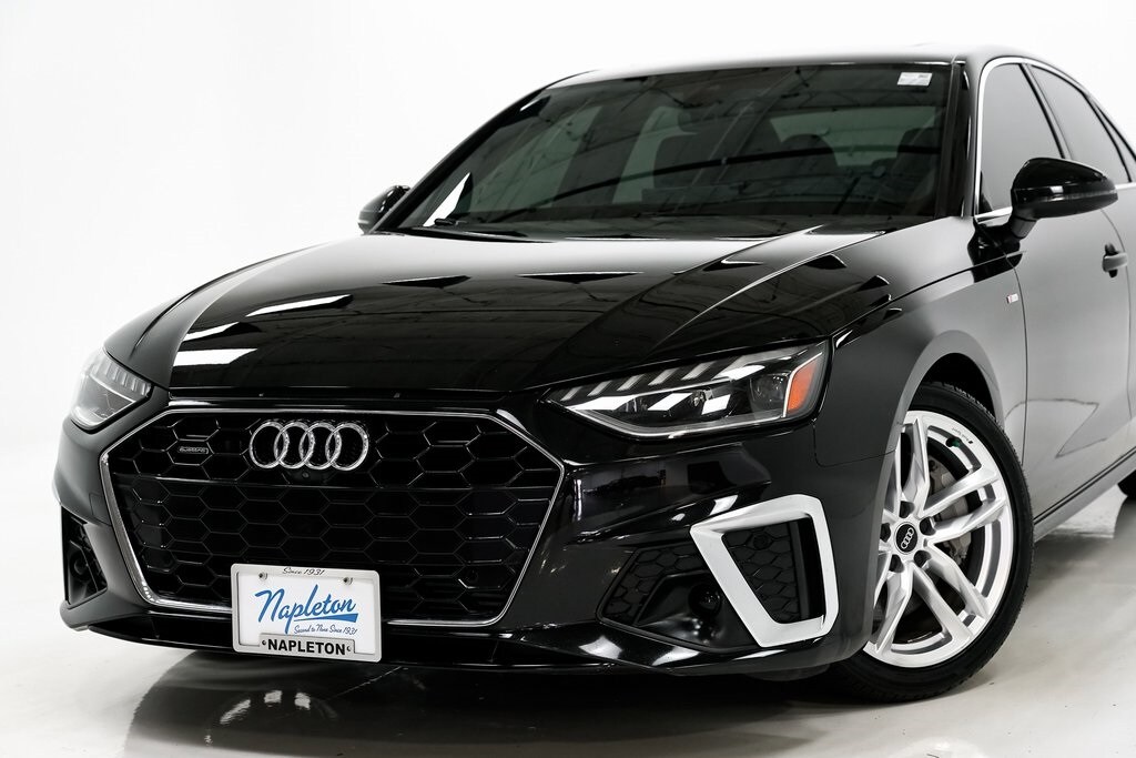 2023 Audi A4 45 S line Premium Plus photo 2