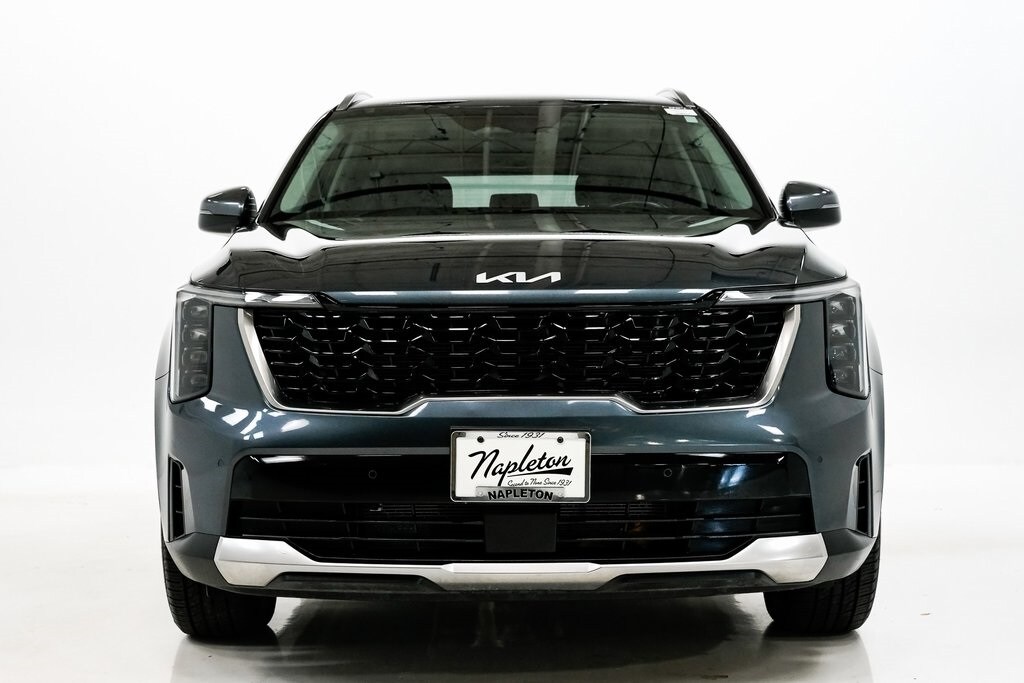 2024 Kia Sorento S photo 4