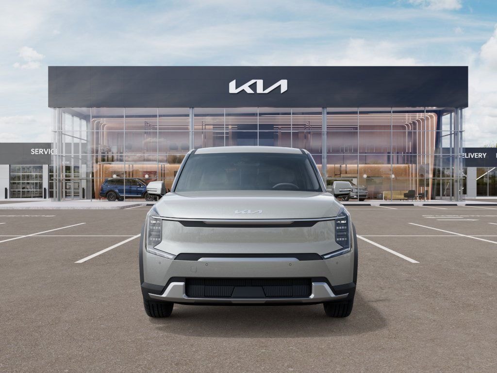 New 2026 Kia EV9 Light Long Range SUV