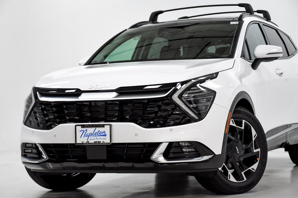 2024 Kia Sportage photo 2