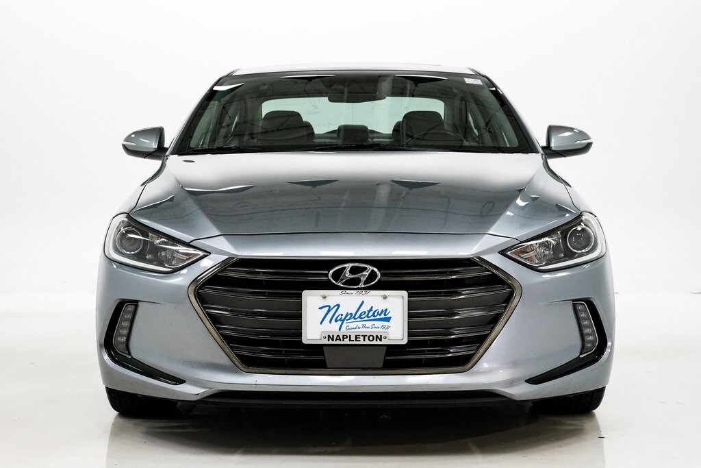 2017 Hyundai Elantra Limited photo 4
