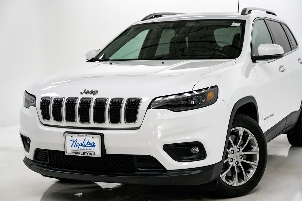2019 Jeep Cherokee Latitude photo 2