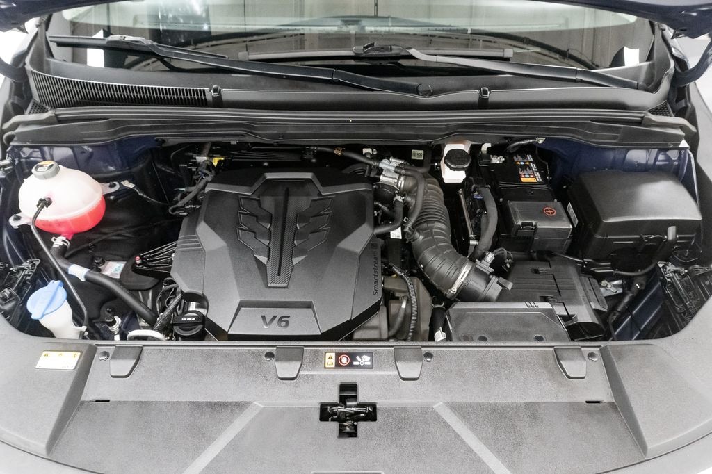 Certified 2024 Kia Carnival LX MPV