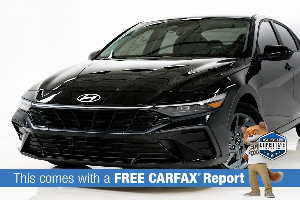 Used 2024 Hyundai Elantra Hybrid Blue Sedan