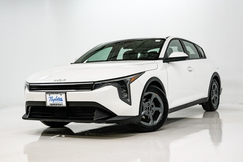 Certified 2025 Kia K4 LXS Sedan