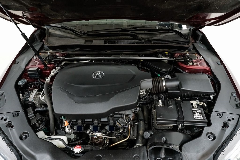2016 Acura TLX photo 3