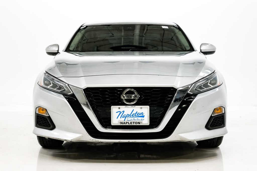 Used 2022 Nissan Altima 2.5 SV Sedan