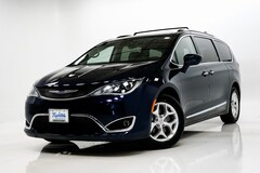 2019 Chrysler Pacifica Touring L Plus Van Passenger Van