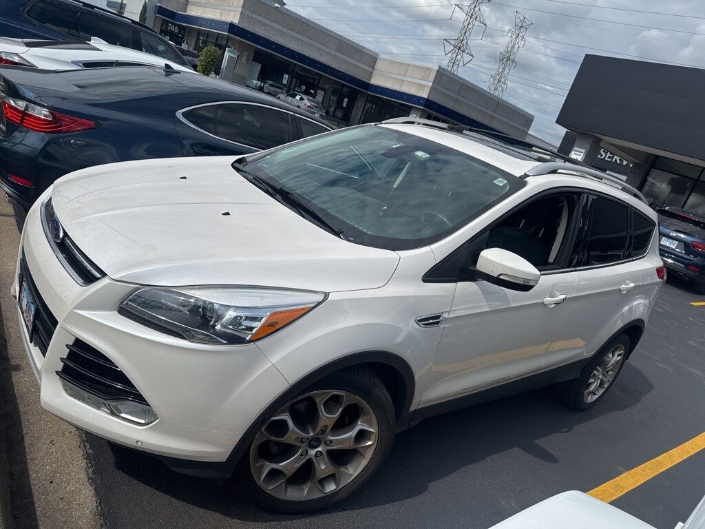 2013 Ford Escape Titanium photo 2