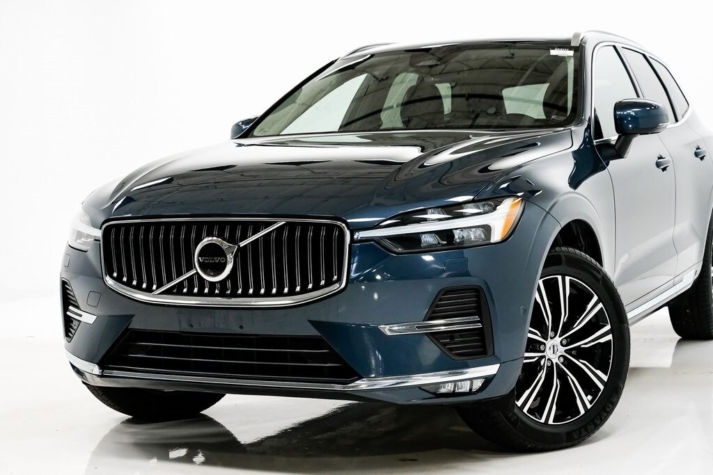 2022 Volvo XC60 B5 Inscription photo 2
