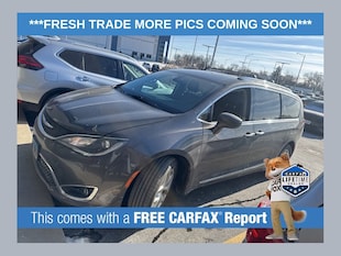 2018 Chrysler Pacifica Touring L Van