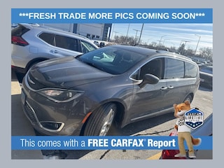 2018 Chrysler Pacifica Touring L Van