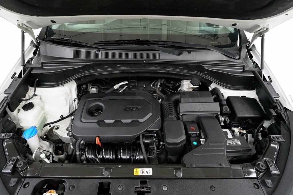 2018 Hyundai Santa Fe Sport Base photo 2