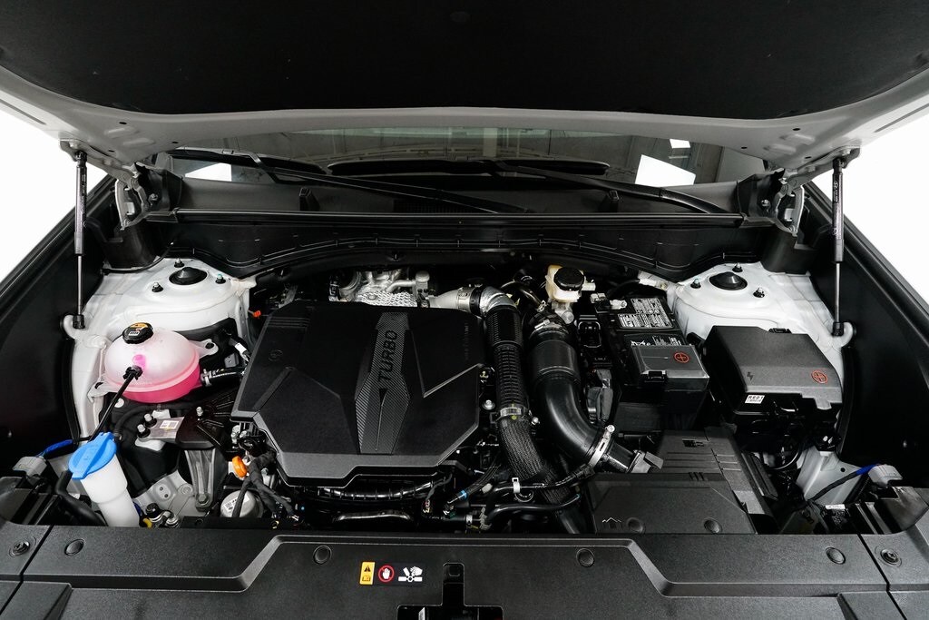 2025 Hyundai Santa Fe XRT photo 3